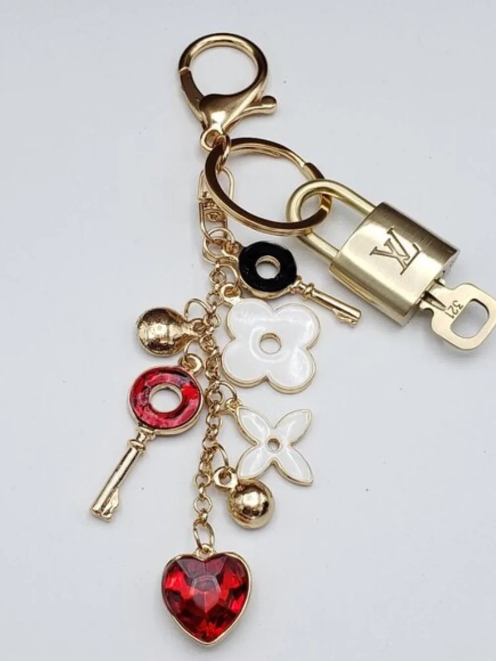 Authentic Louis Vuitton Gold Padlock 🔒 Shiny LV Key + Unbranded Bag Charm